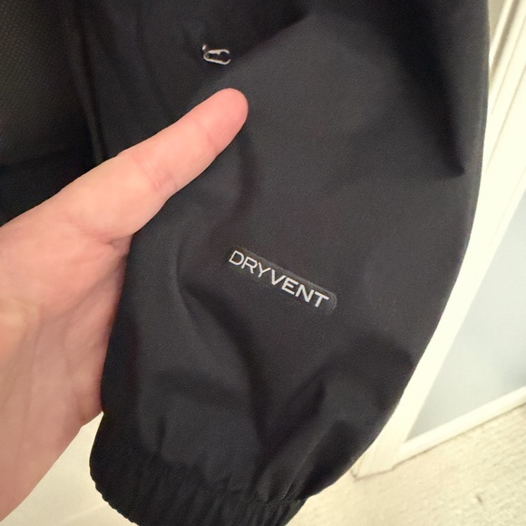 The North Face Black hooded jacket - Picture 6 of 6